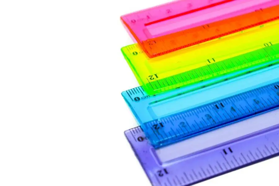 regla-economica-4-colores-30cm-12u-293.webp