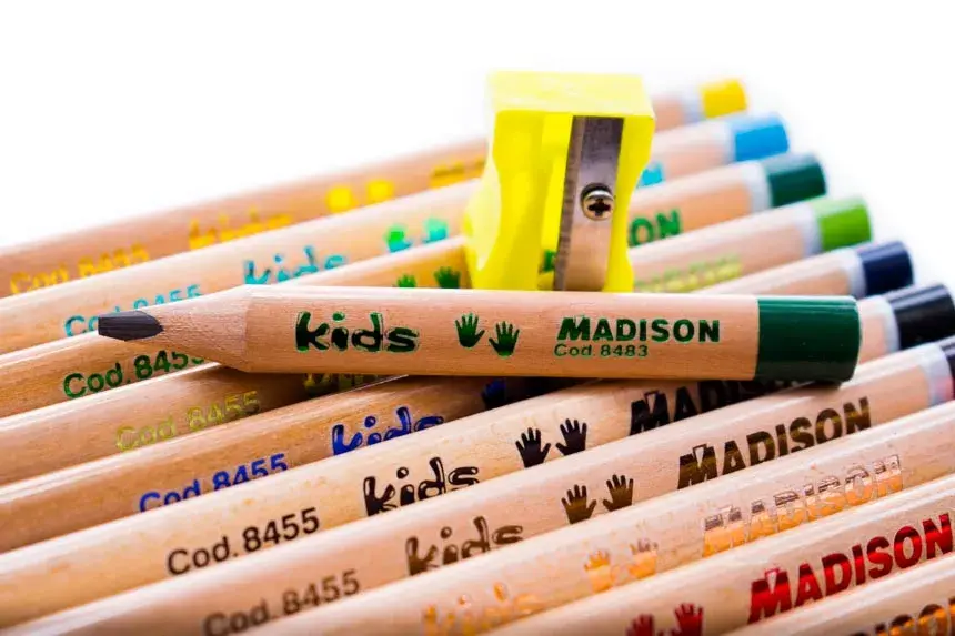 color-largo-jumbo-madison-12-colores-+-tajador-+-lapiz-147.webp